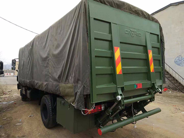 车用升降平台厂和您浅谈升降平台的工作原理